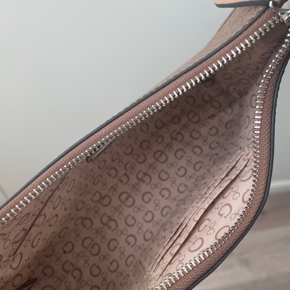 Beige/brown GUESS Shoulder Bag - Picture 4 of 5